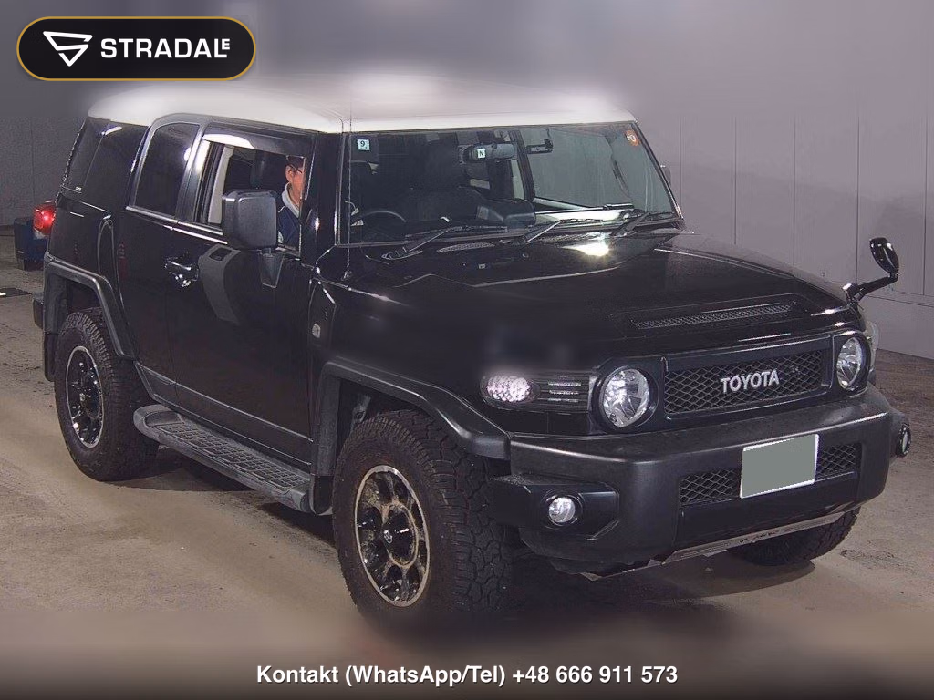 TOYOTA FJ CRUISER 4WD BLACK COLOR PACKAGE 2016, aukcja z Japonii, zdjęcie 1