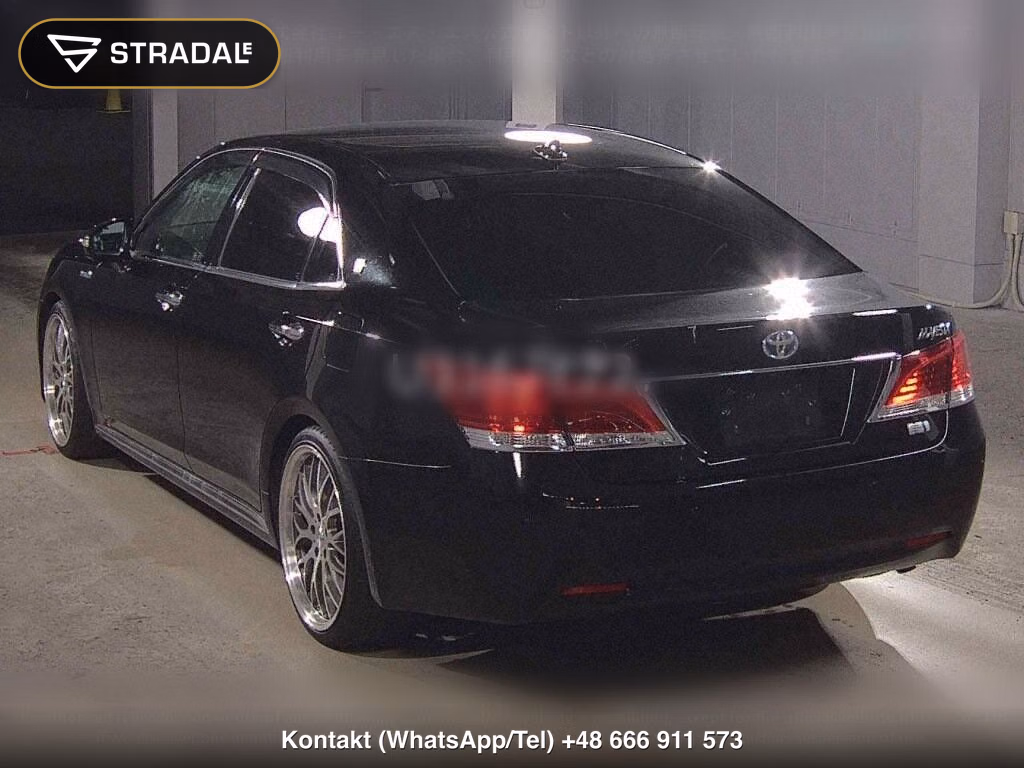 TOYOTA CROWN MAJESTA 4D F VERSION, miniaturka 3