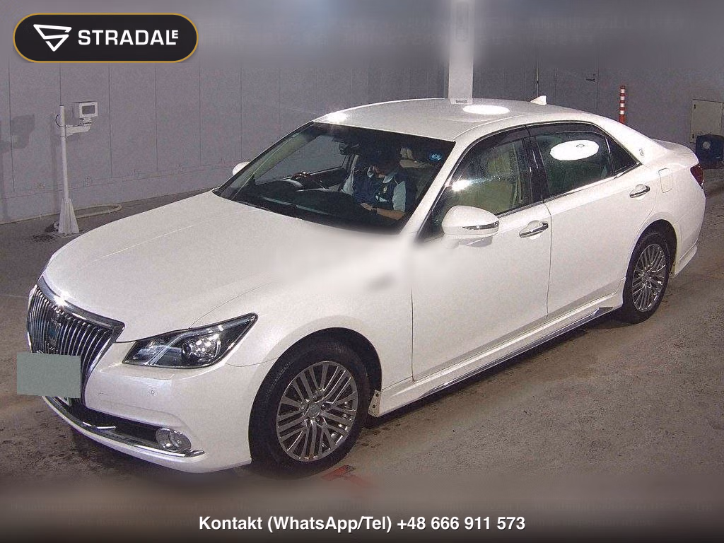 TOYOTA CROWN MAJESTA 4D 4WD FOUR, miniaturka 5