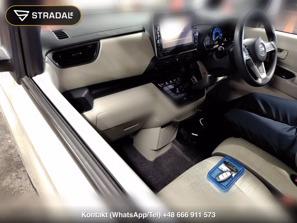NISSAN ROOX X, miniaturka 4