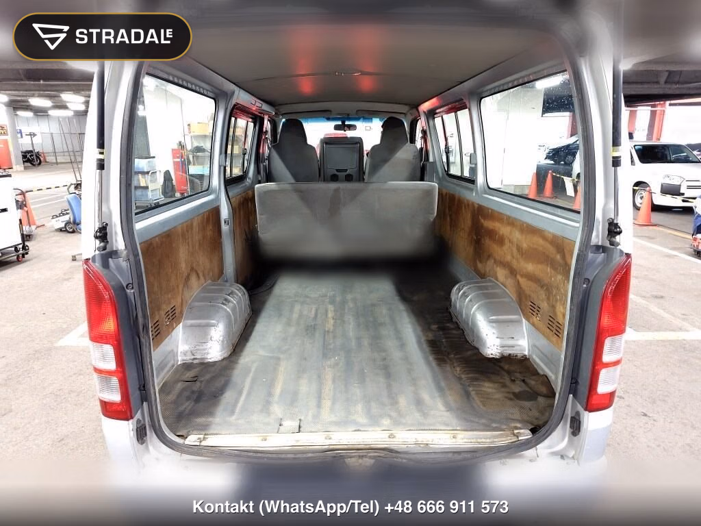 TOYOTA HIACE VAN 4D DX, miniaturka 4