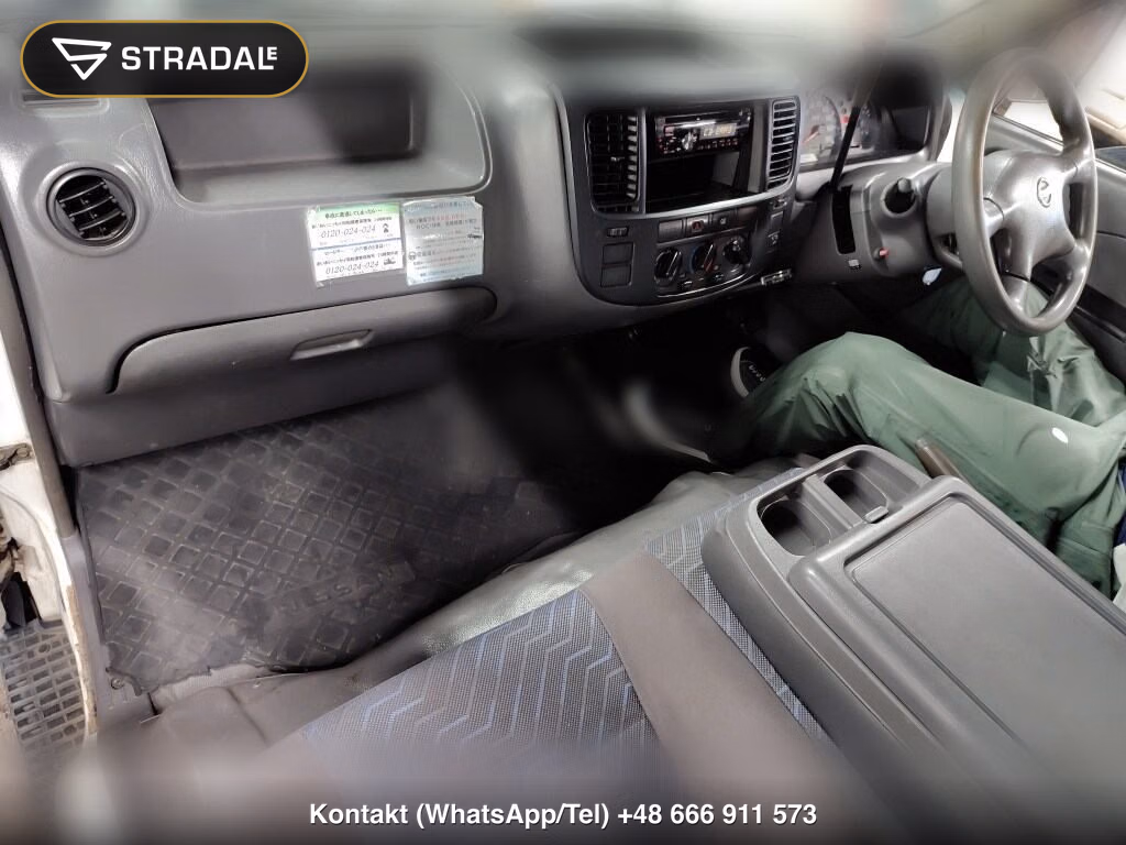 NISSAN CARAVAN 4D, miniaturka 7
