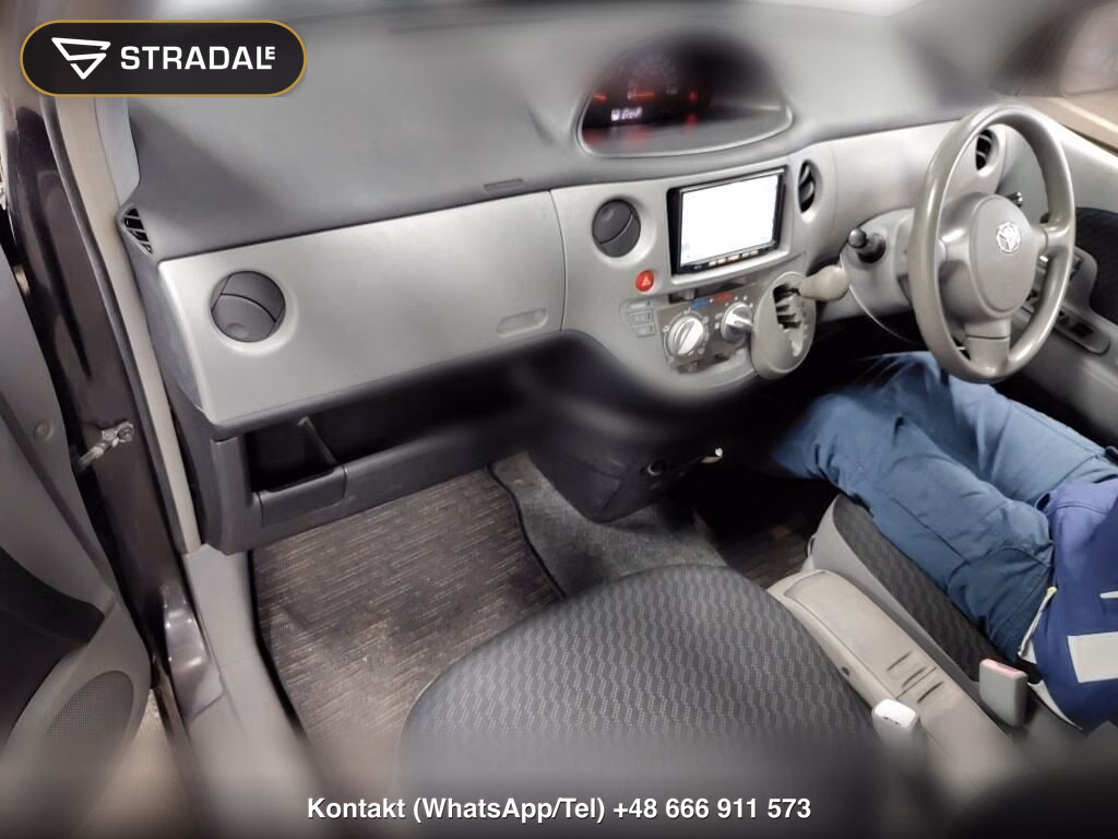 TOYOTA SIENTA X LIMITED, miniaturka 4