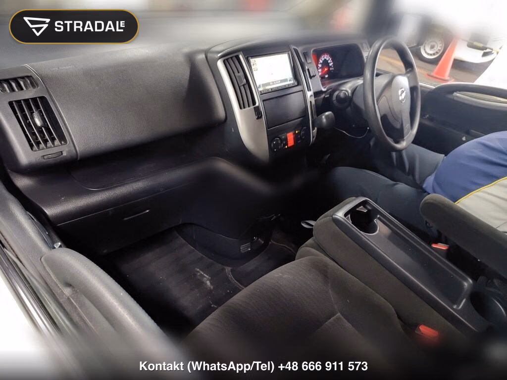 NISSAN SERENA 5D 20S, miniaturka 4