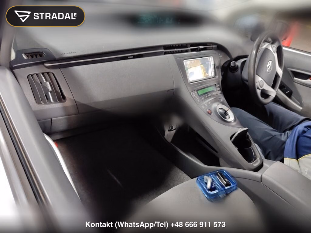 TOYOTA PRIUS 5D L, miniaturka 4