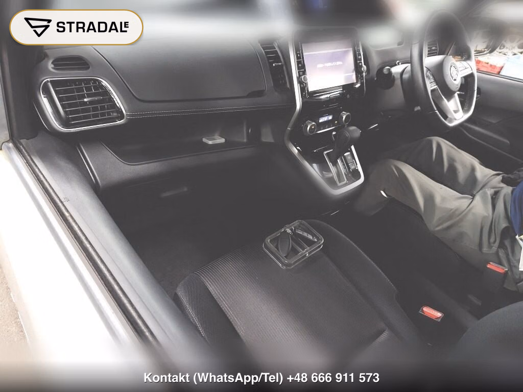 NISSAN SERENA 5D HIGHWAY STAR, miniaturka 4