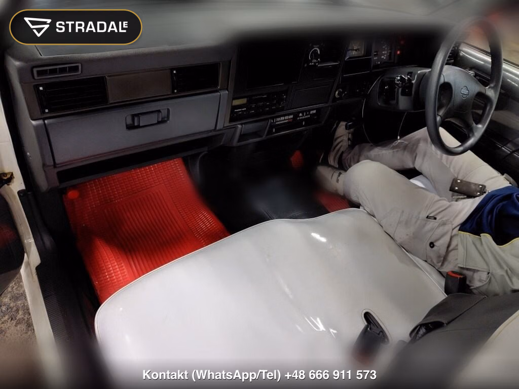 NISSAN CEDRIC 4D CUSTOM, miniaturka 4