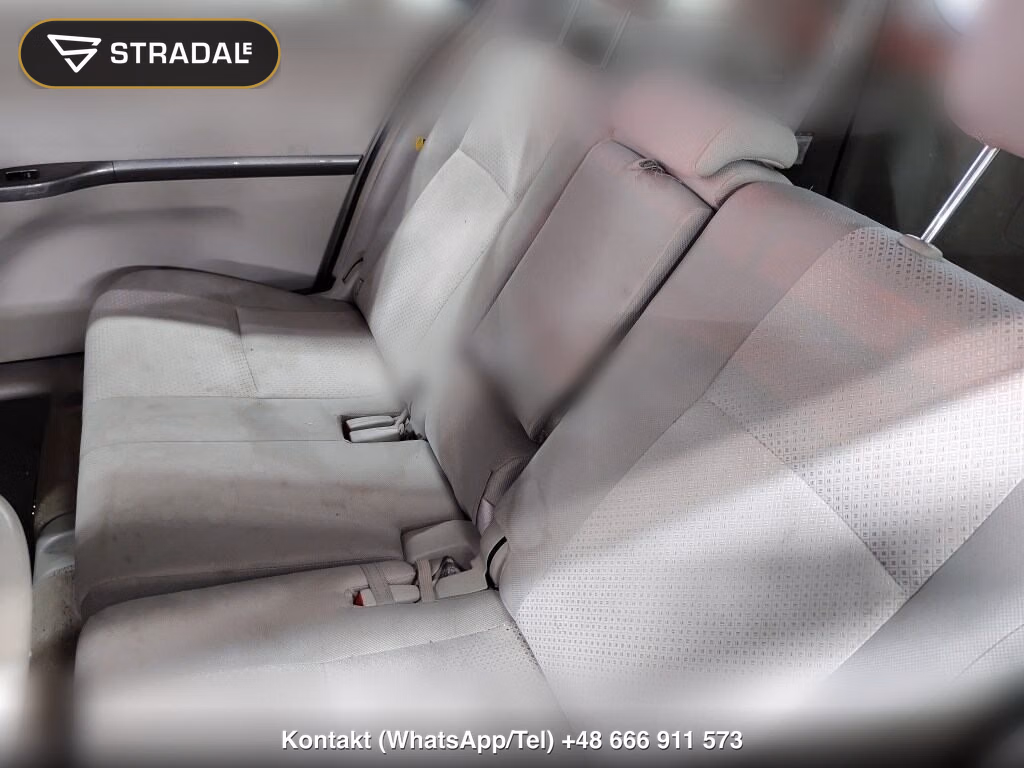 TOYOTA ISIS PLATANA LIMITED, miniaturka 7