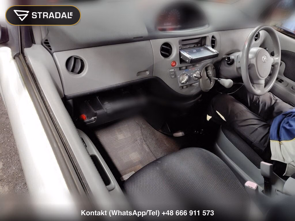 TOYOTA SIENTA X LIMITED, miniaturka 4