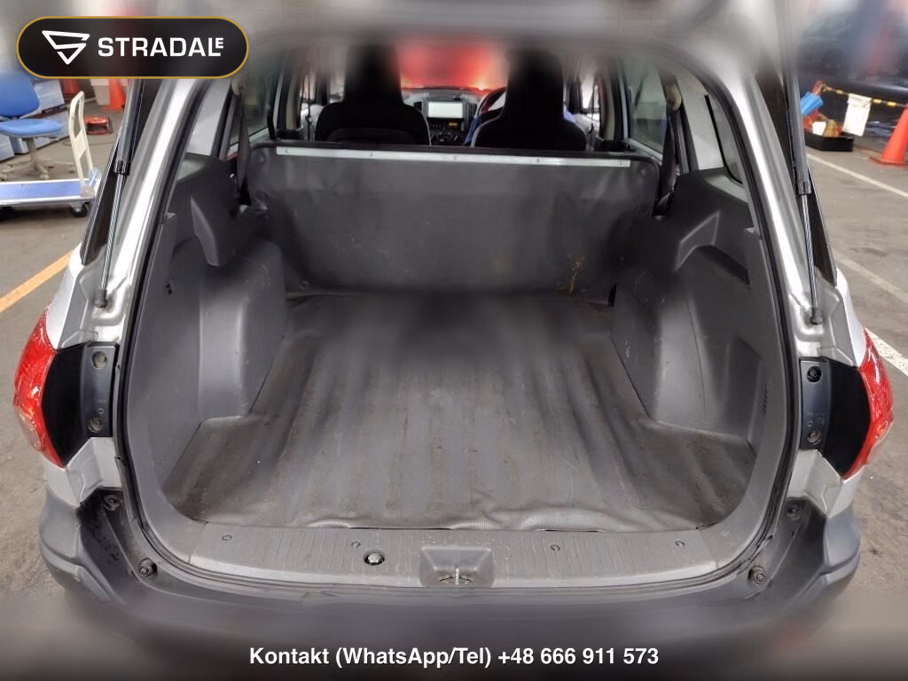 MAZDA FAMILIA VAN 4WD, miniaturka 4