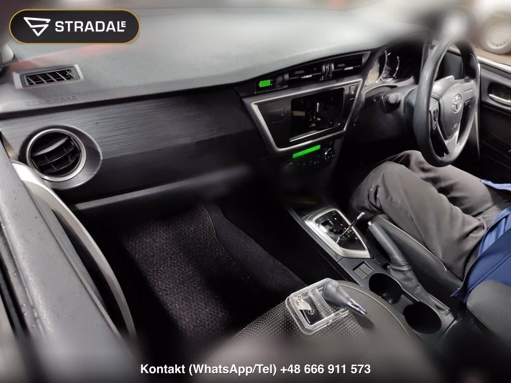TOYOTA AURIS 150X, miniaturka 4
