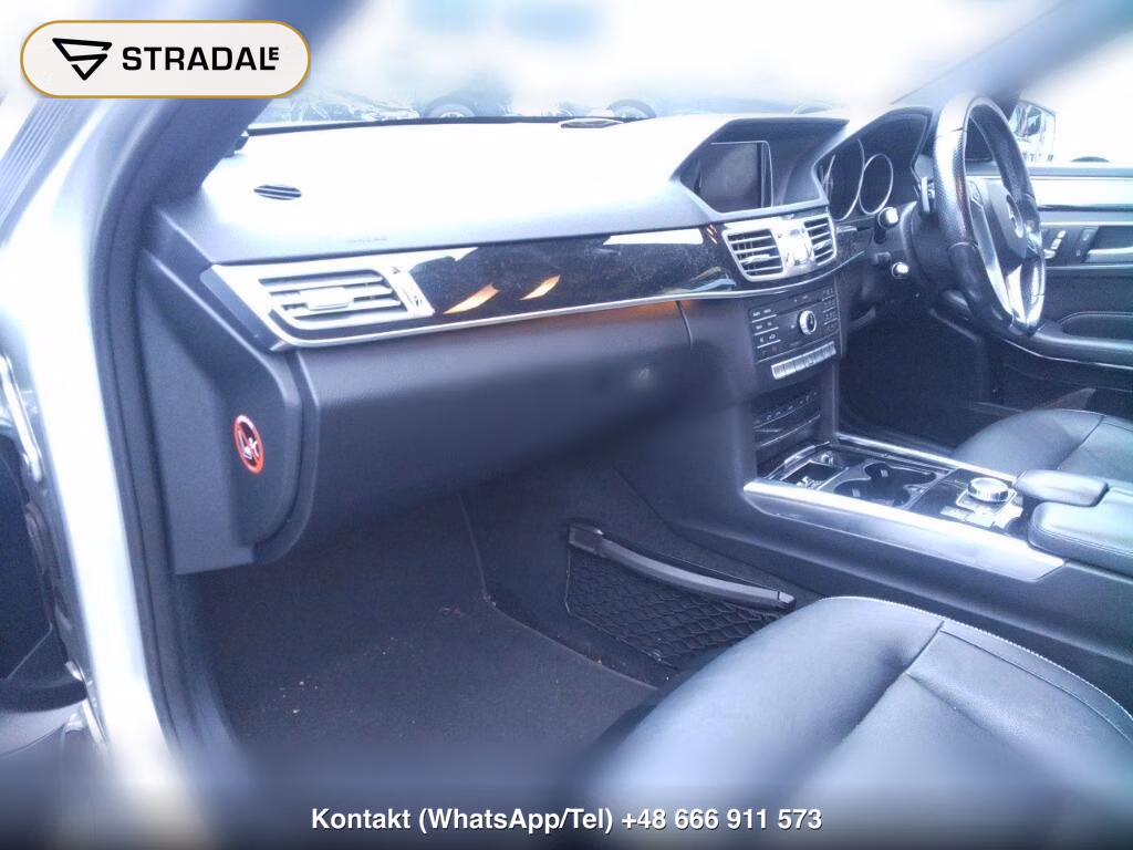 MERCEDES BENZ E-CLASS 4D E250 AVANTGARDE, miniaturka 4