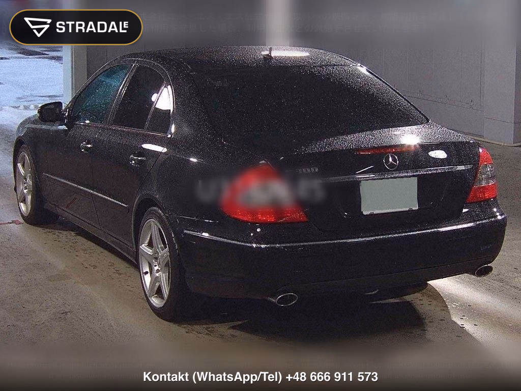 MERCEDES BENZ E-CLASS 4D E300 AVANTGARDE S, miniaturka 3