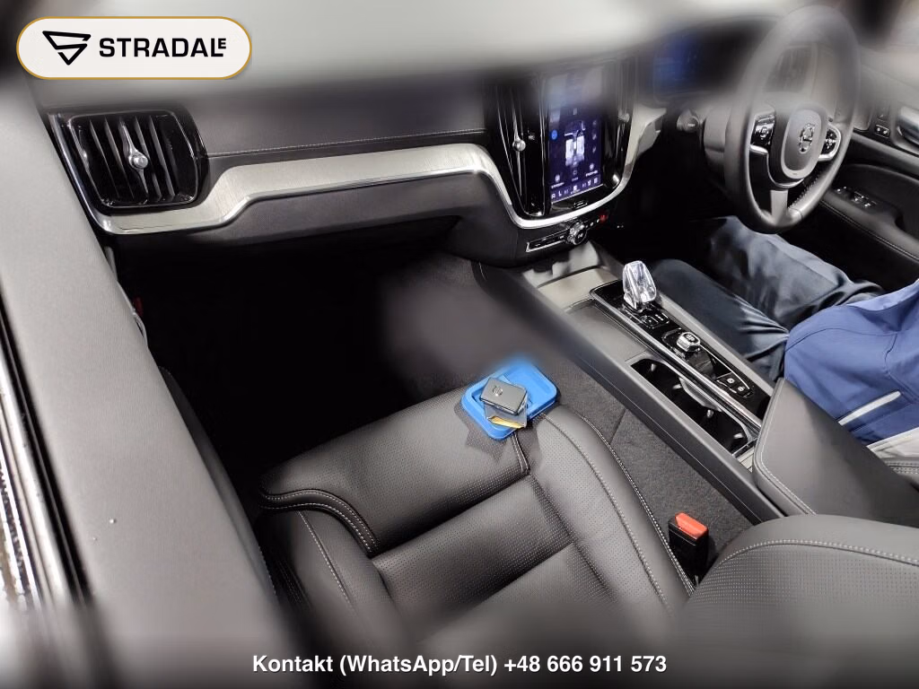 VOLVO V60 ULTIMATE B4 DARK EDITION, miniaturka 4