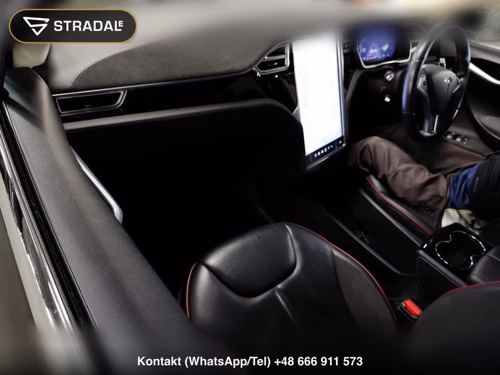 TESLA MODEL S, miniaturka 4