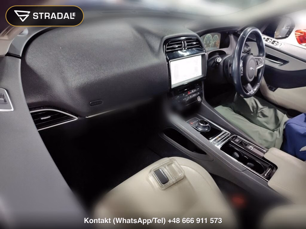 JAGUAR F-PACE 4WD PRESTIGE, miniaturka 4