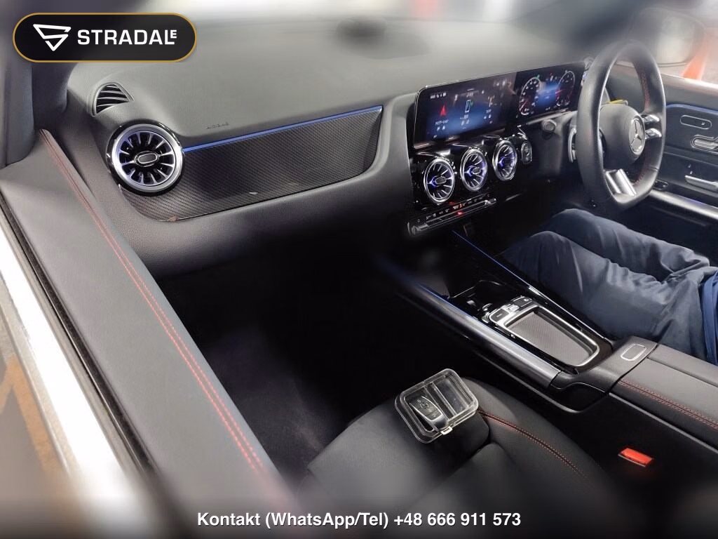 MERCEDES BENZ GLA-CLASS 4WD GLA200D 4MATIC AMG LINE, miniaturka 4