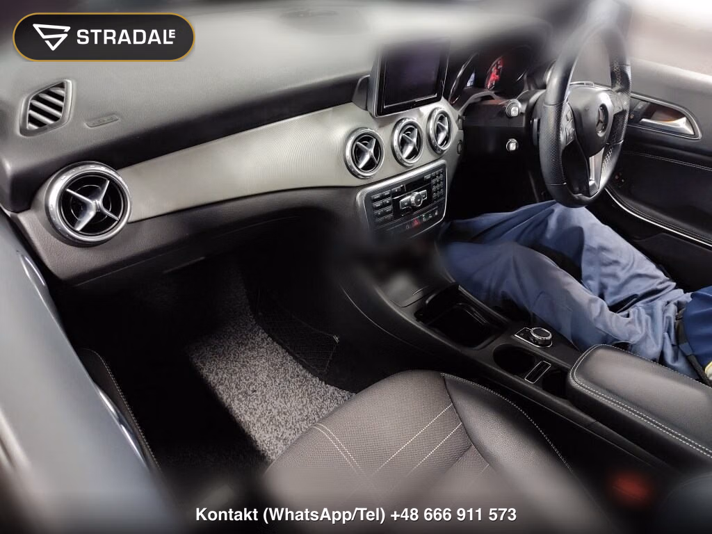 MERCEDES BENZ GLA-CLASS GLA180 OFF-ROAD, miniaturka 4