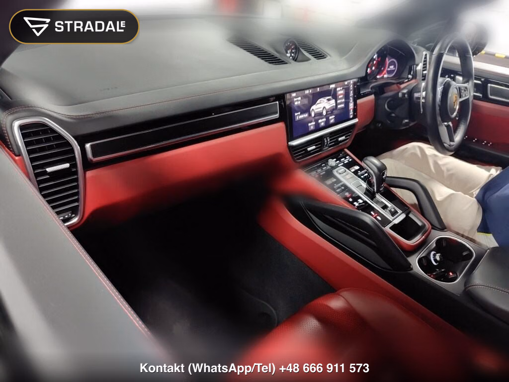 PORSCHE CAYENNE COUPE 4WD GTS, miniaturka 4