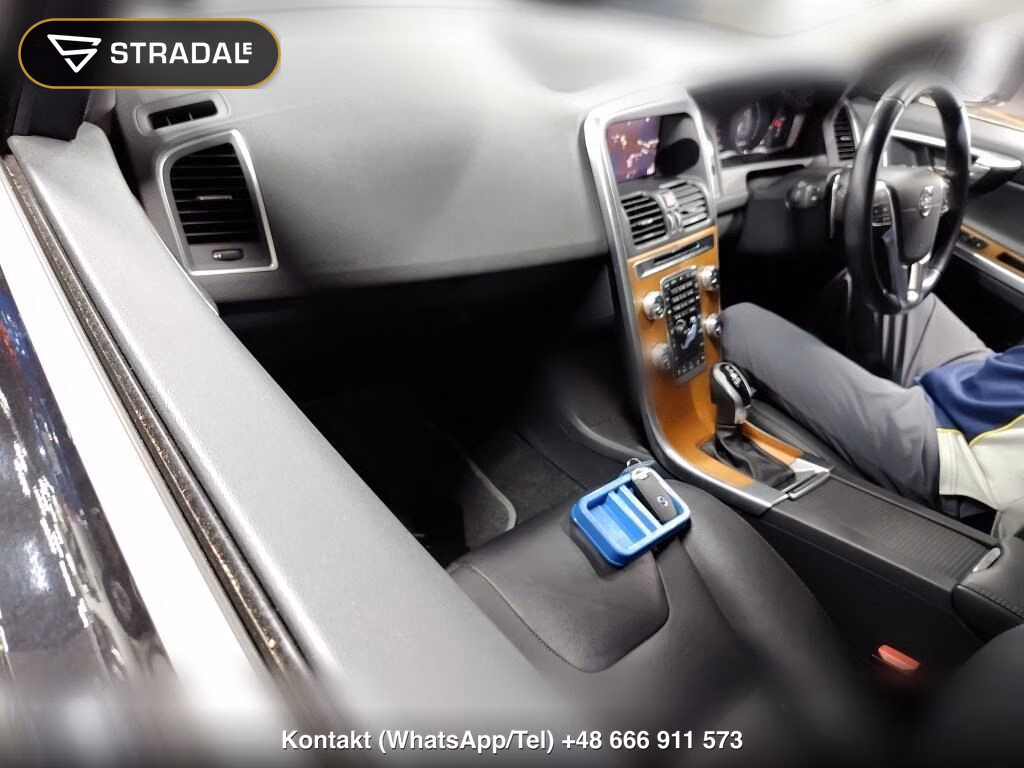 VOLVO XC60 D4 CLASSIC, miniaturka 4