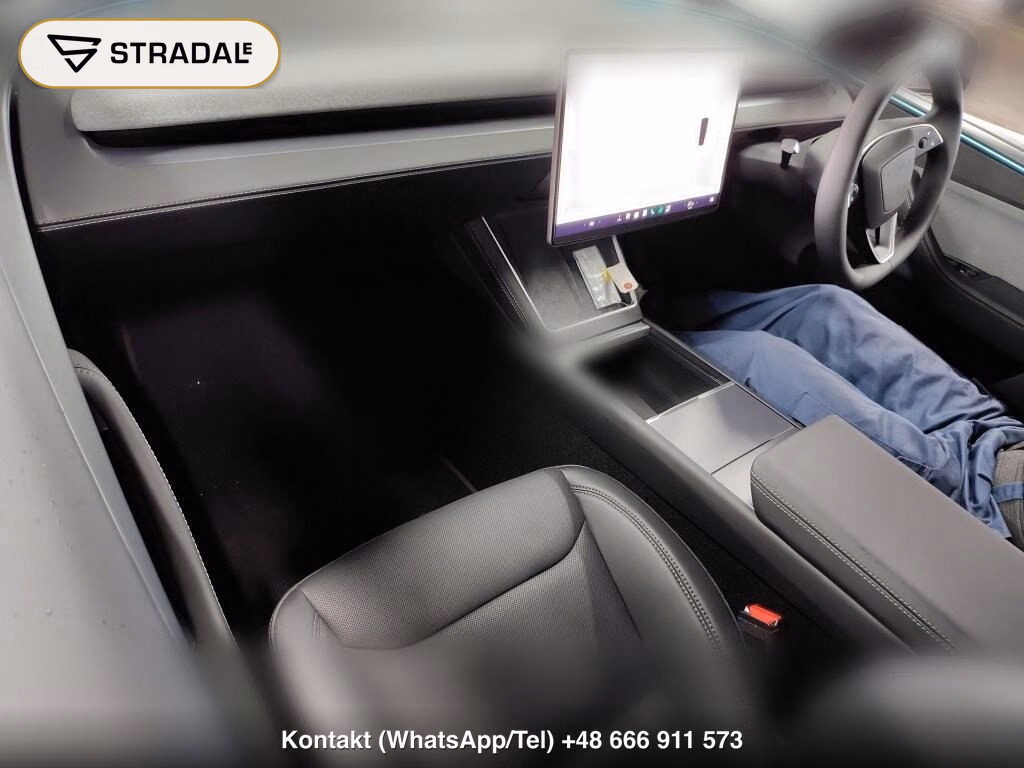 TESLA MODEL Y RWD, miniaturka 4