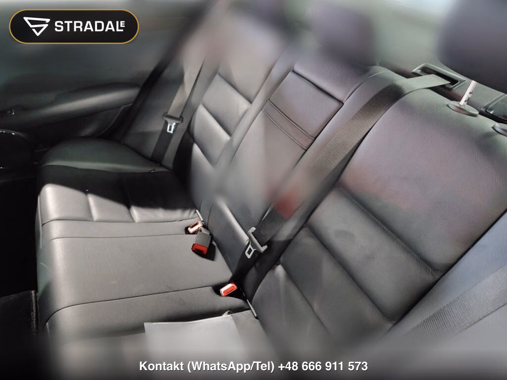 MERCEDES BENZ C-CLASS 4D, miniaturka 7