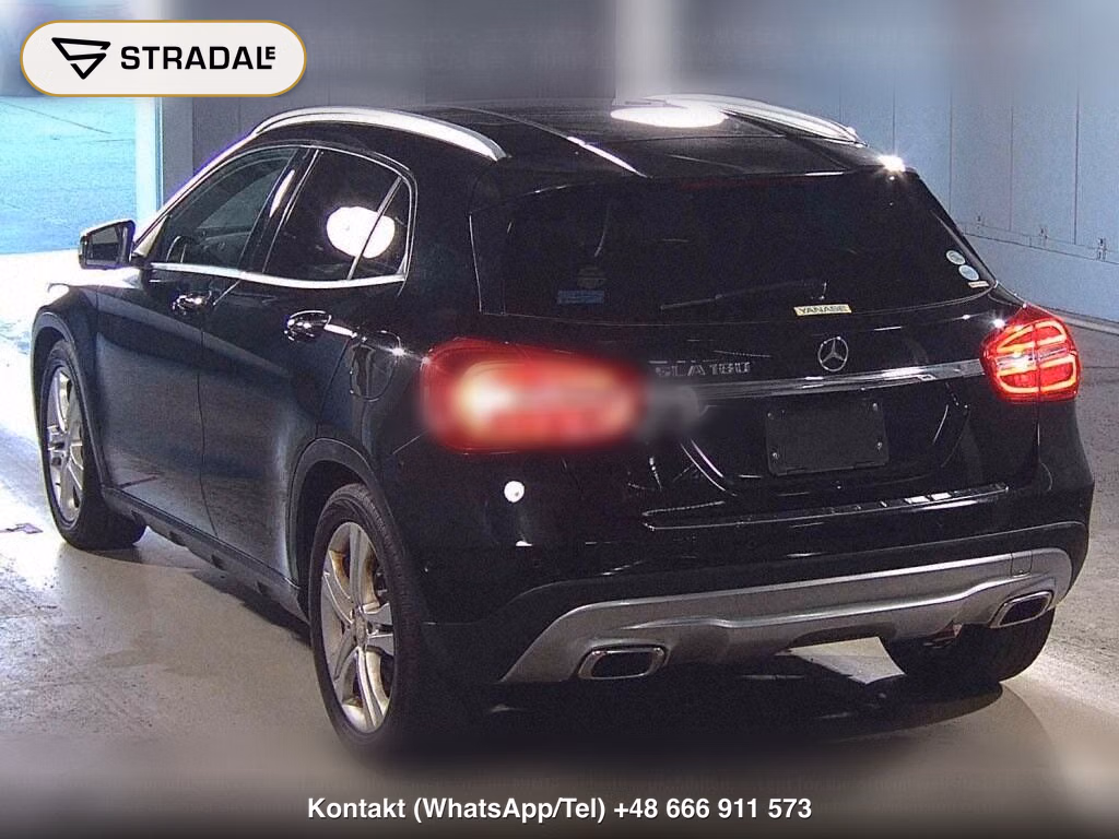 MERCEDES BENZ GLA-CLASS GLA180, miniaturka 3