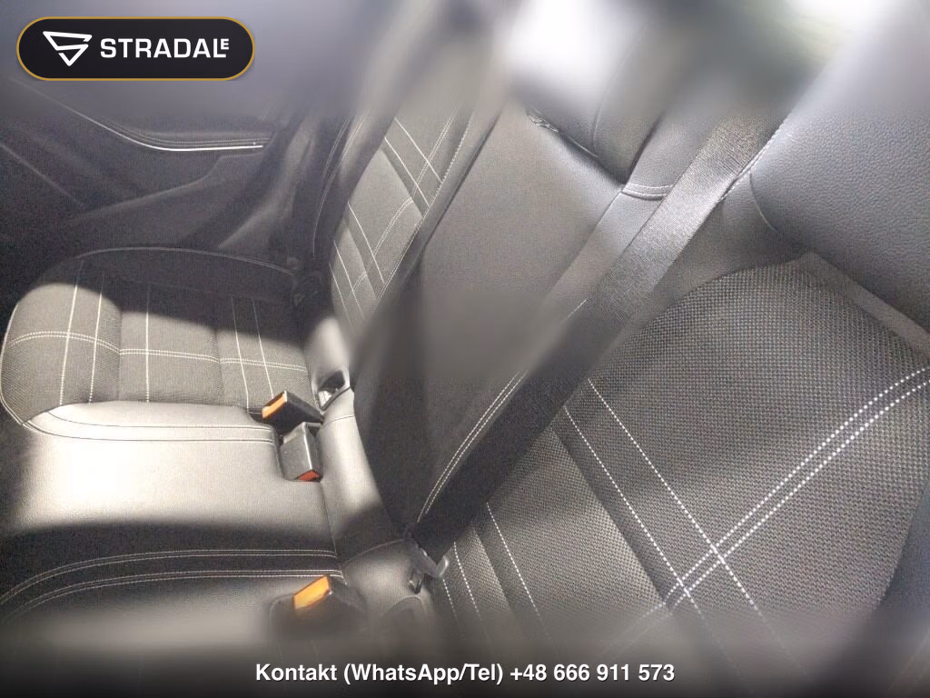MERCEDES BENZ GLA-CLASS GLA180, miniaturka 7