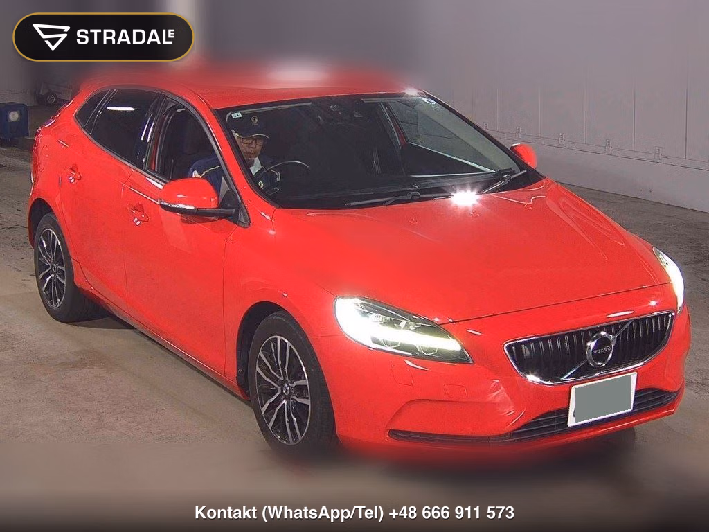 VOLVO V40 T2 KINETIC 2018, aukcja z Japonii, zdjęcie 1