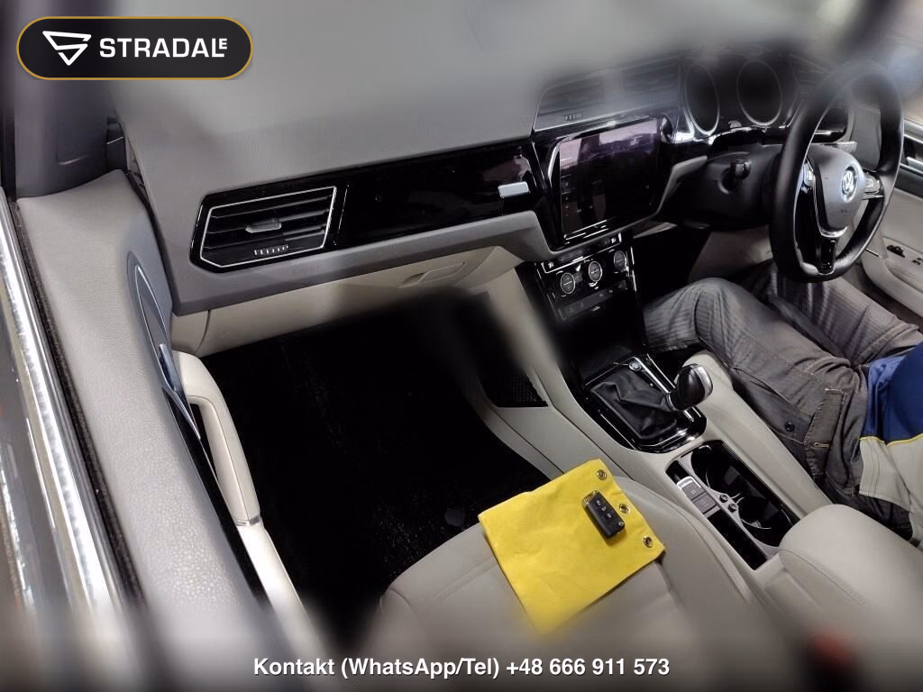 VOLKSWAGEN GOLF TOURAN TDI PREMIUM, miniaturka 4