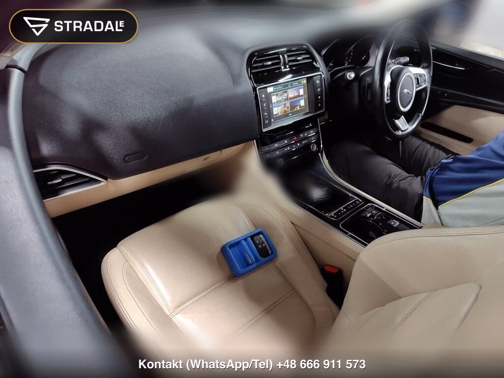 JAGUAR XE XE 20T PRESTIGE, miniaturka 4