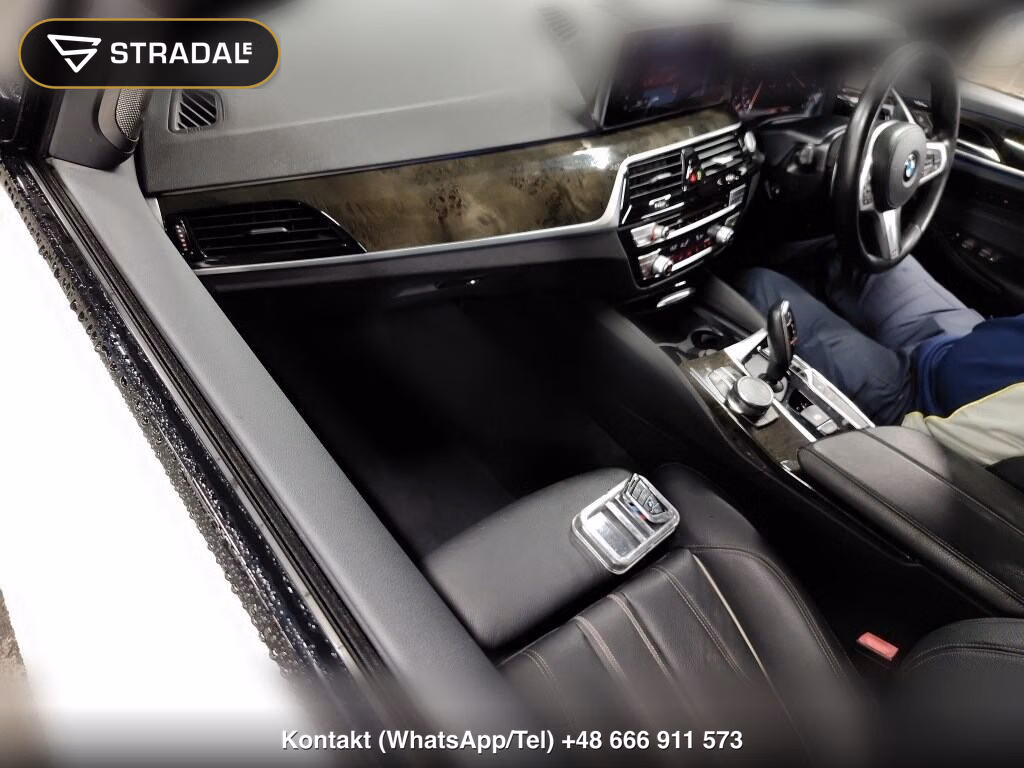BMW 5 SERIES 4D 530I M-SPORT, miniaturka 4