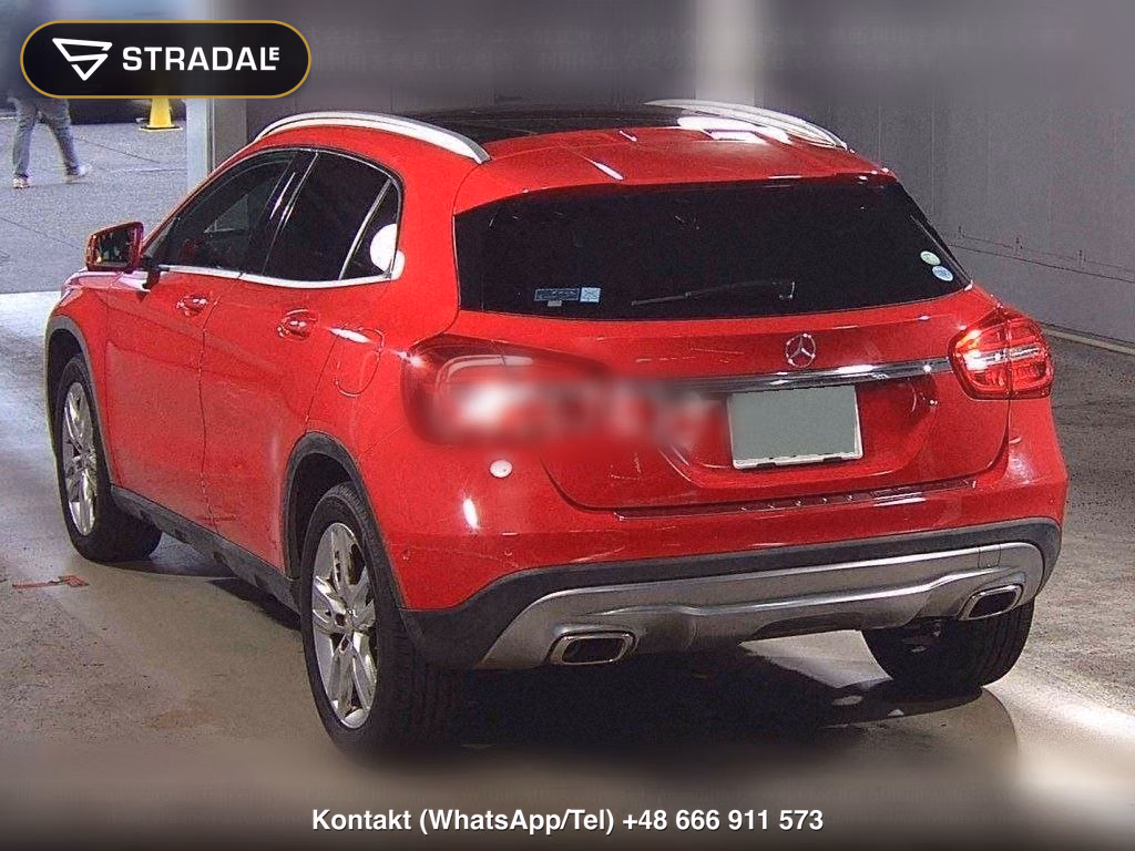 MERCEDES BENZ GLA-CLASS GLA180 OFF-ROAD, miniaturka 3