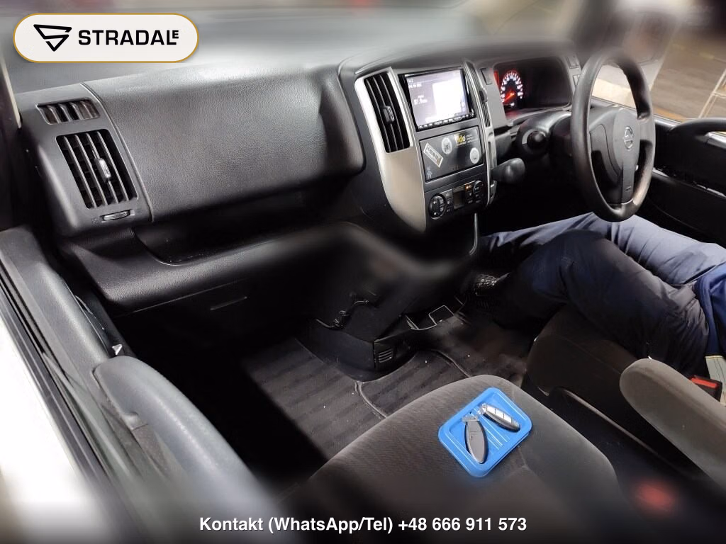 NISSAN SERENA 5D 20S, miniaturka 4