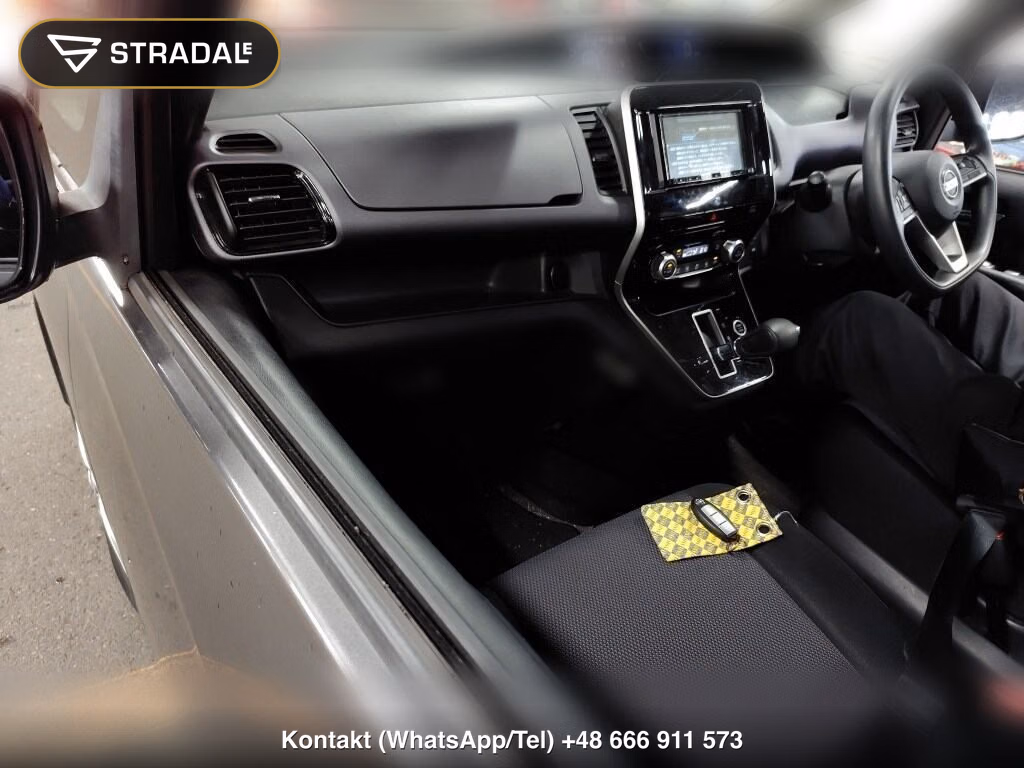 NISSAN SERENA 5D S, miniaturka 4