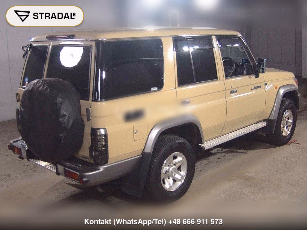 TOYOTA LAND CRUISER 70 5D 4WD VAN, miniaturka 6