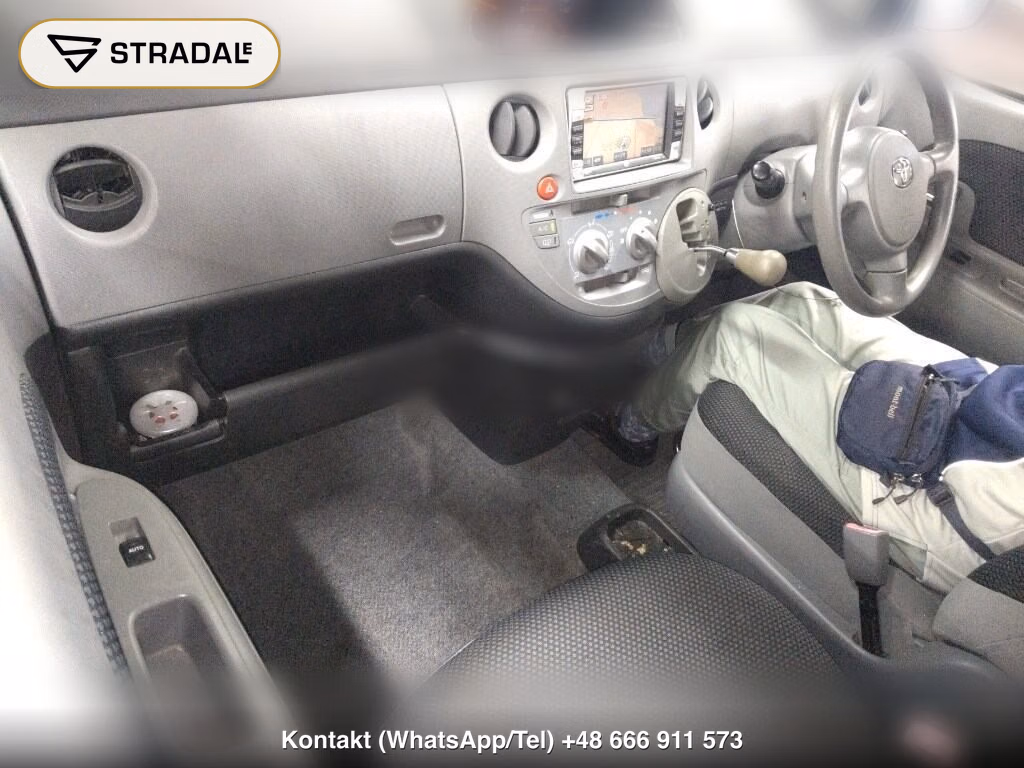 TOYOTA SIENTA X LIMITED, miniaturka 4