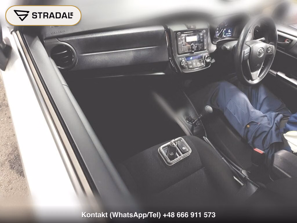 TOYOTA COROLLA AXIO HYBRID EX, miniaturka 4