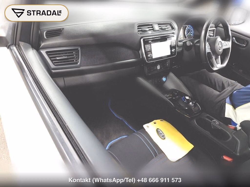 NISSAN LEAF X V SELECTION, miniaturka 4