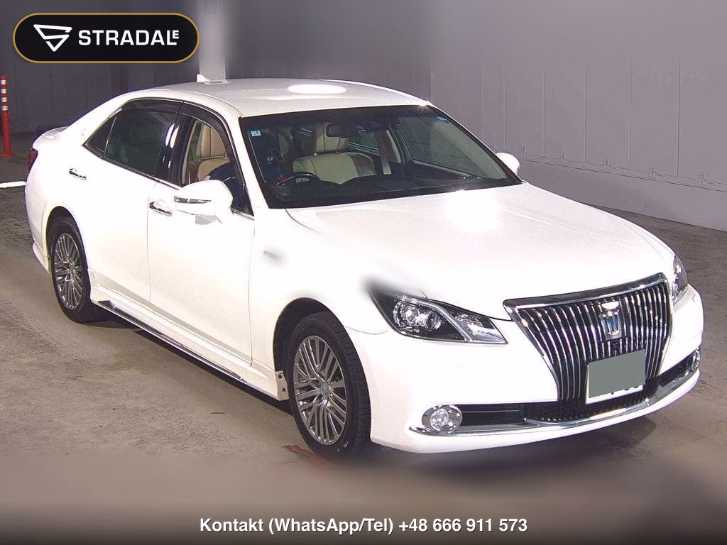 TOYOTA CROWN MAJESTA 4D 4WD FOUR 2017, aukcja z Japonii, zdjęcie 1