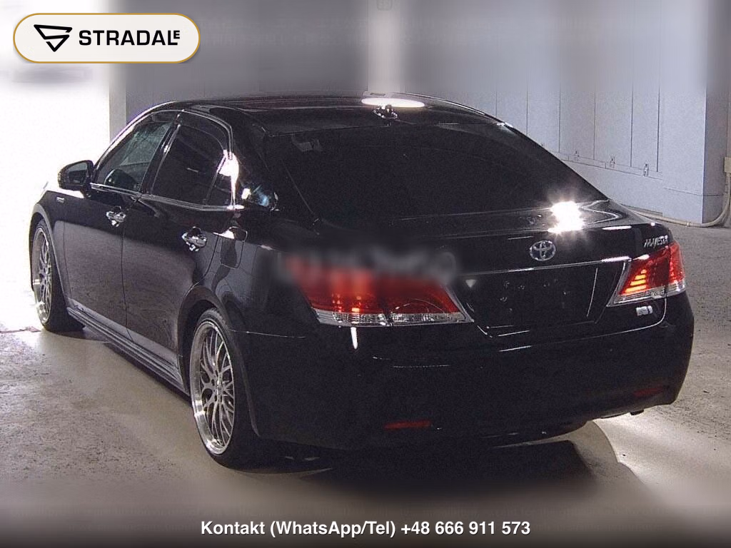 TOYOTA CROWN MAJESTA 4D F VERSION, miniaturka 3