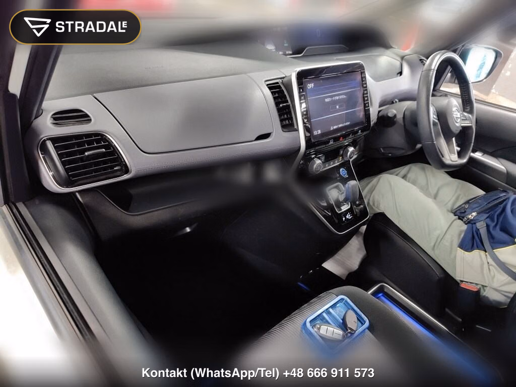 NISSAN SERENA 5D E-POWER HIGHWAY STAR V, miniaturka 4