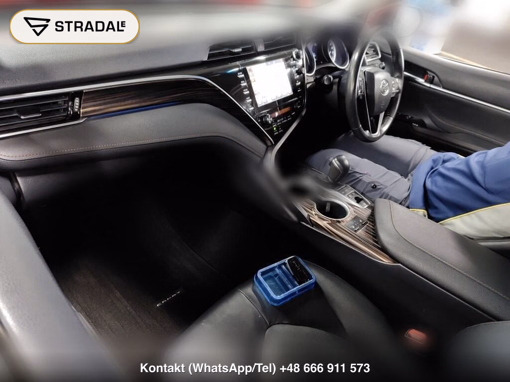 TOYOTA CAMRY 4D G LEATHER PACKAGE, miniaturka 4