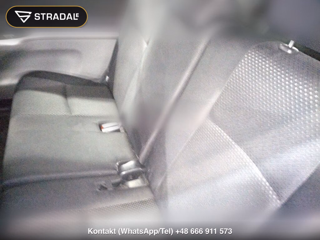TOYOTA ISIS PLATANA, miniaturka 7