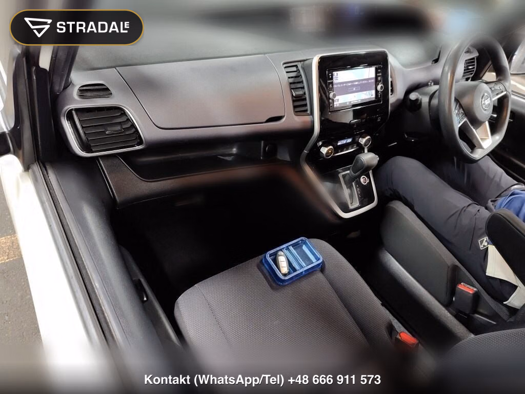 NISSAN SERENA 5D S, miniaturka 4