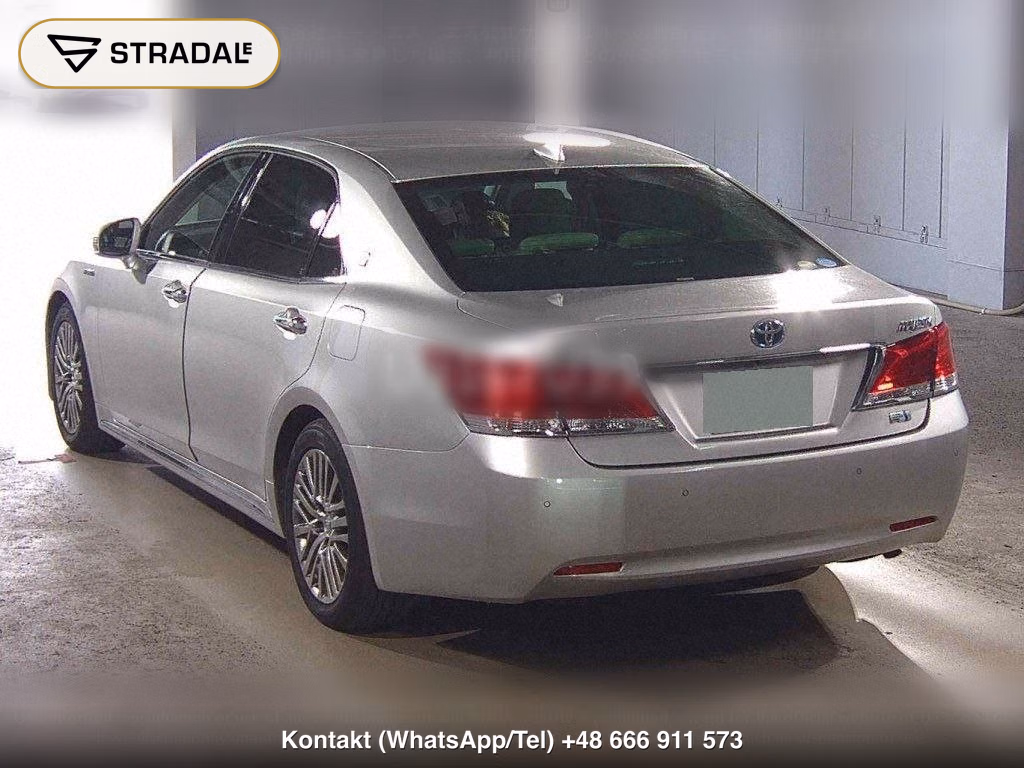 TOYOTA CROWN MAJESTA 4D F VERSION, miniaturka 3