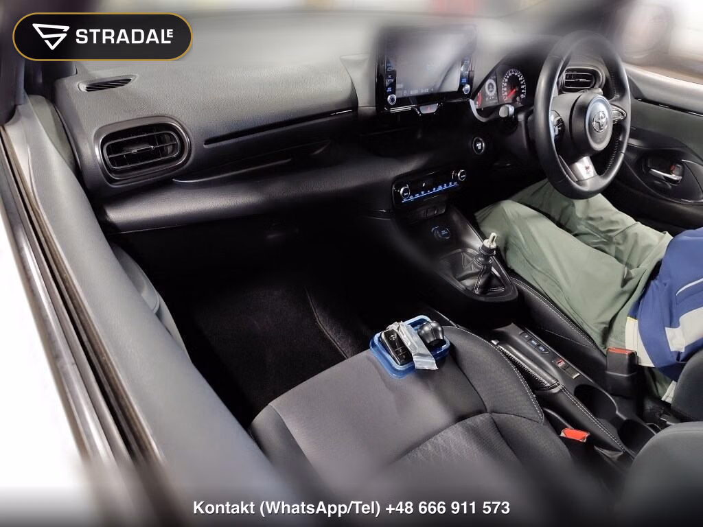 TOYOTA GR YARIS 4WD RZ, miniaturka 4