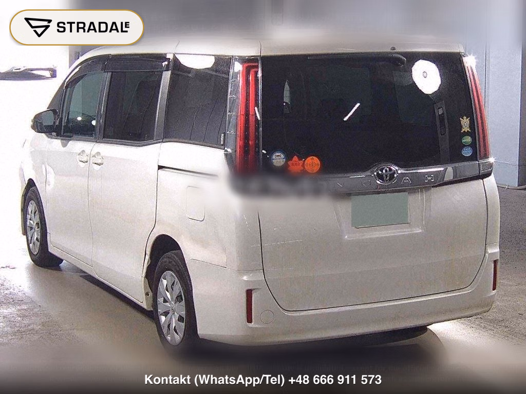 TOYOTA NOAH X, miniaturka 3