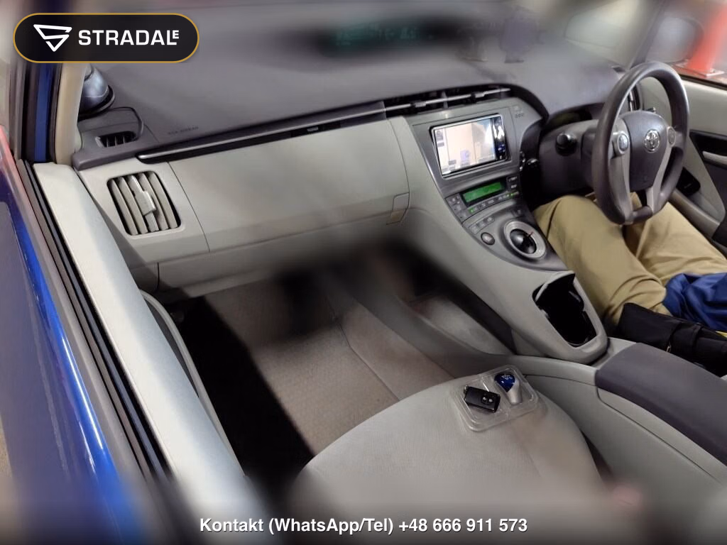 TOYOTA PRIUS 5D S, miniaturka 4