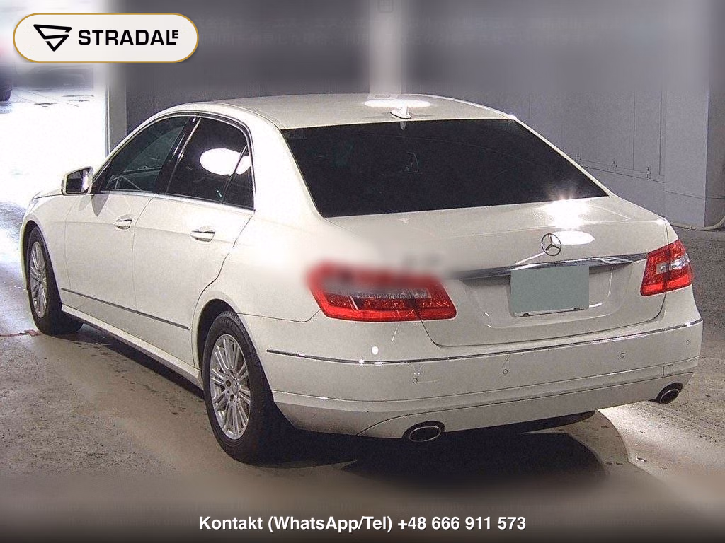 MERCEDES BENZ E-CLASS 4D E300 AVANTGARDE, miniaturka 3